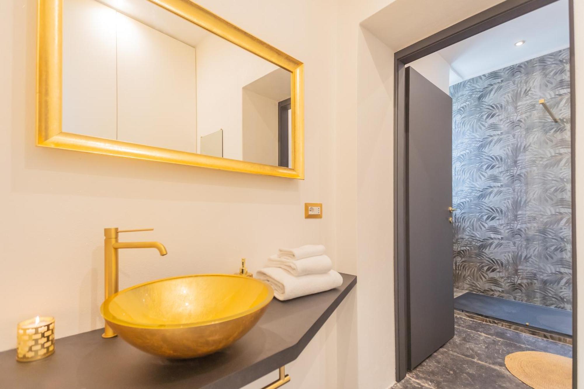 Como Dreams Apartments By Rent All Комо Экстерьер фото